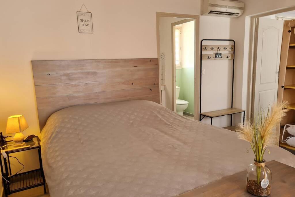 Appart Cosy Avec Son Exterieur Chaleureux,Piscine Et Parking Prive Фонвией Екстериор снимка